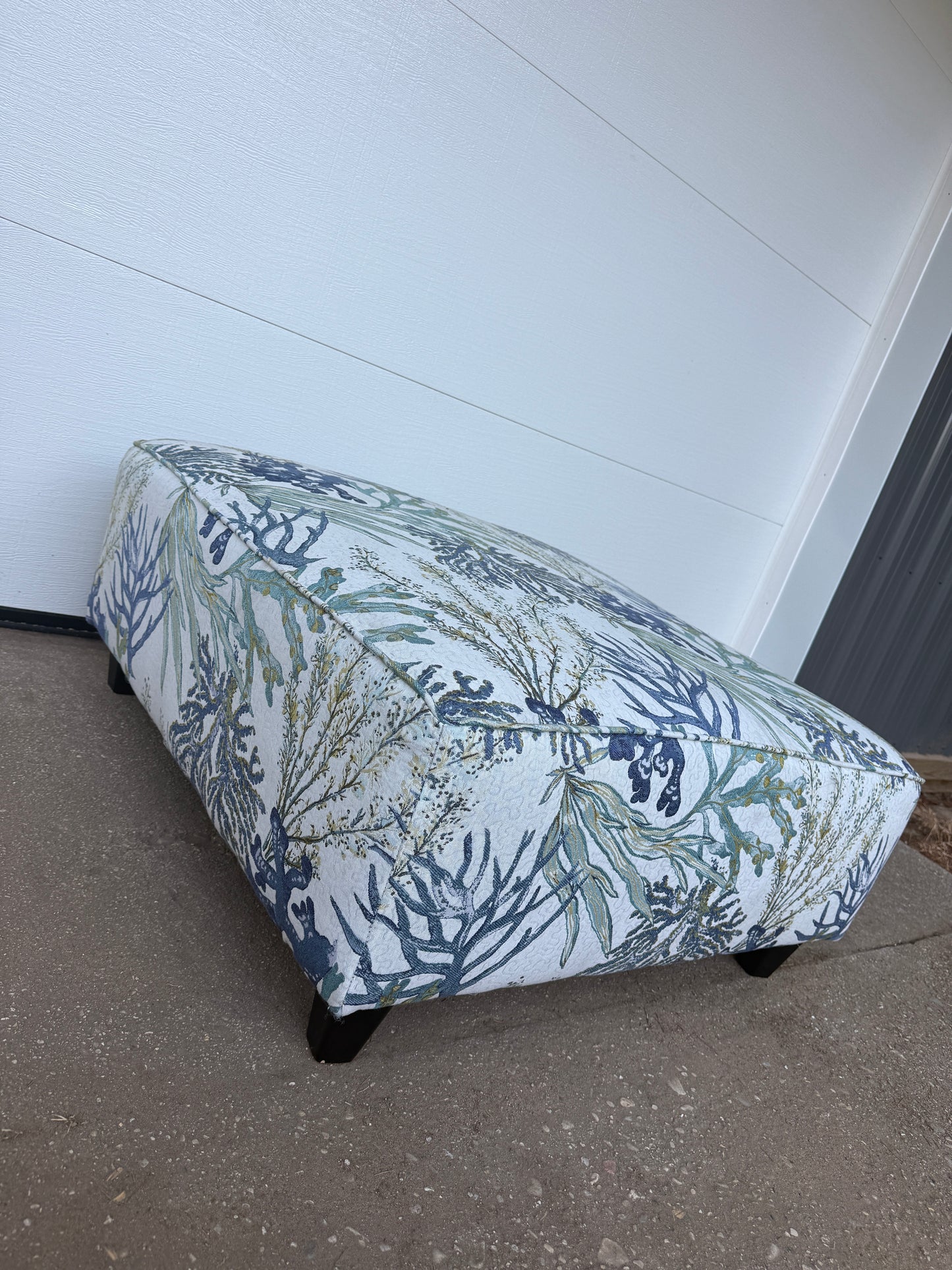 Fusion Furniture Coral Reef Square Cocktail Ottoman - Grade A
