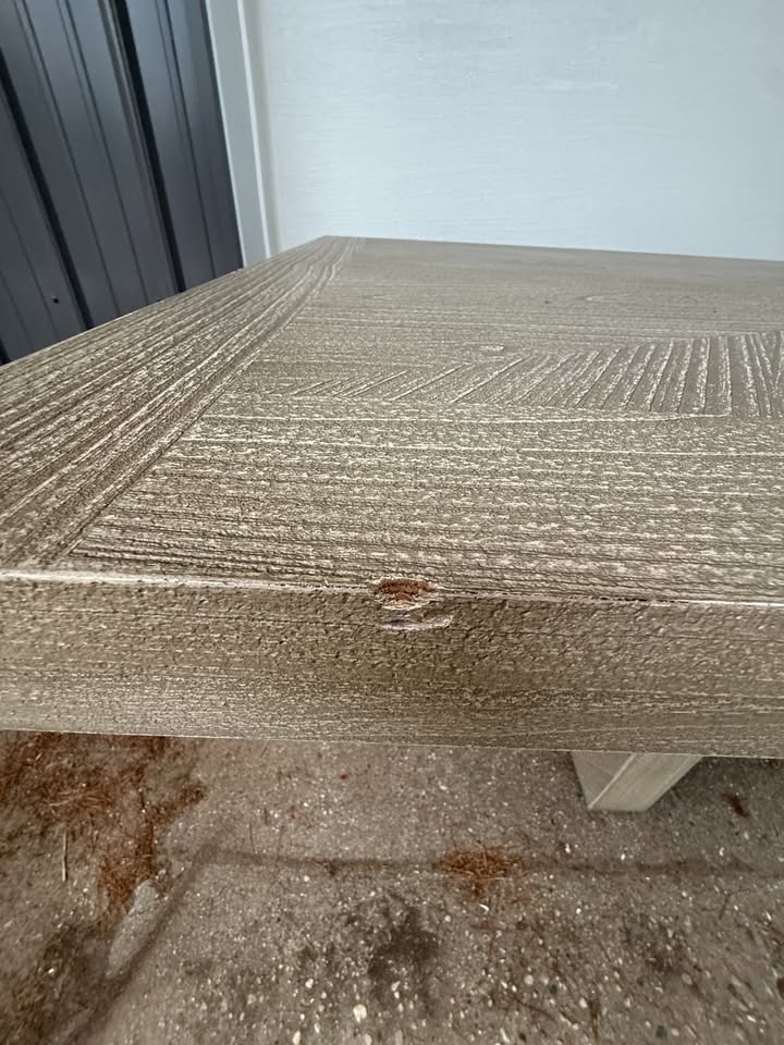 Yetaria Modern Farmhouse Dining Table