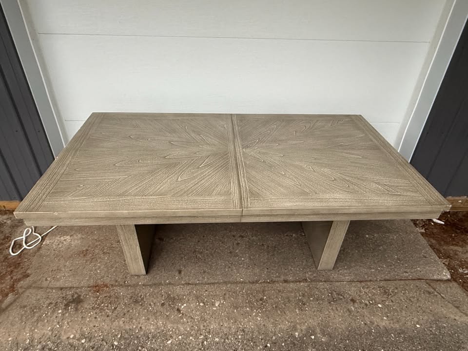 Yetaria Modern Farmhouse Dining Table