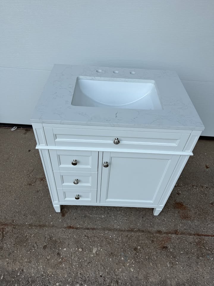 White Bathroom Vanity - 30in, Single Sink