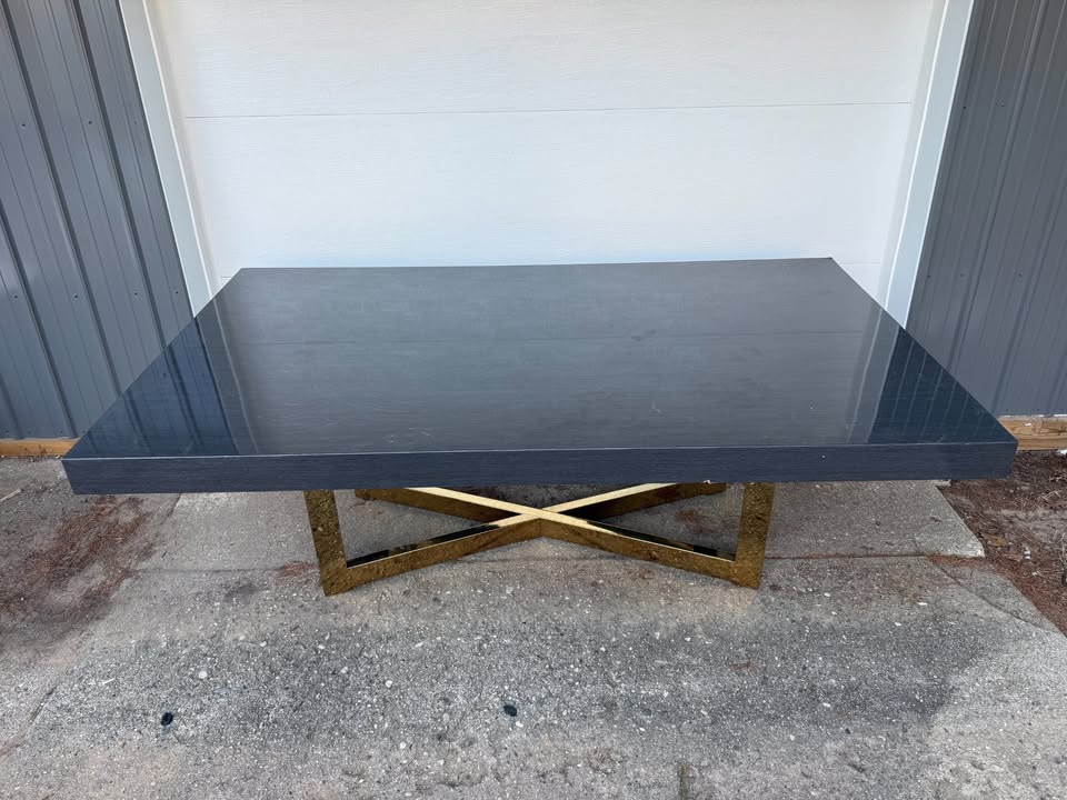 Maximo Dining Table - Black/Gold