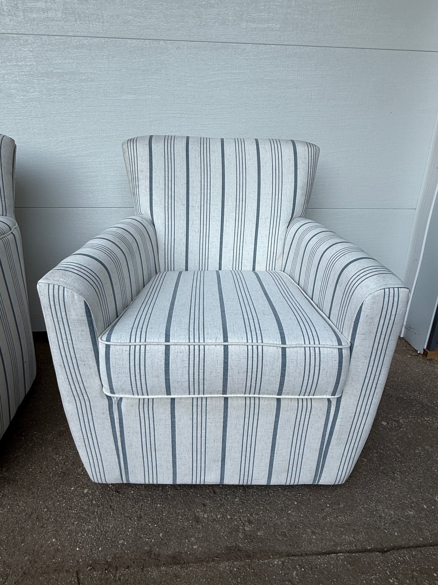 Jofran Inc. Blakely Swivel Accent Chairs - Pair